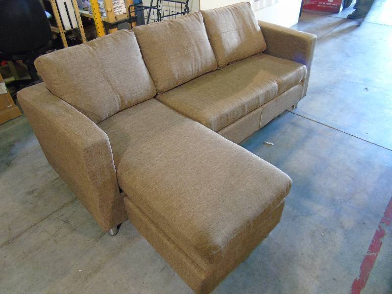 lot 115 image: alcove Sofa with Chaise