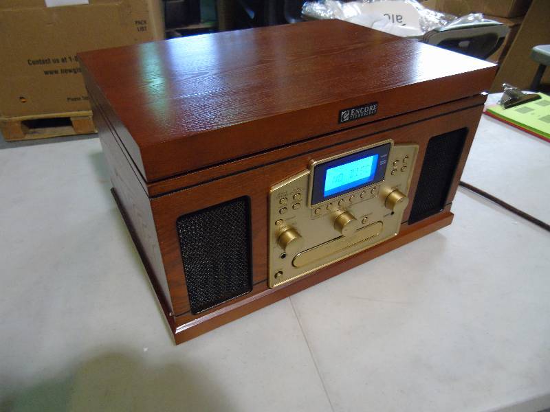 lot 179 image: Encore Technology Nostalgic 6 in 1 Sound System