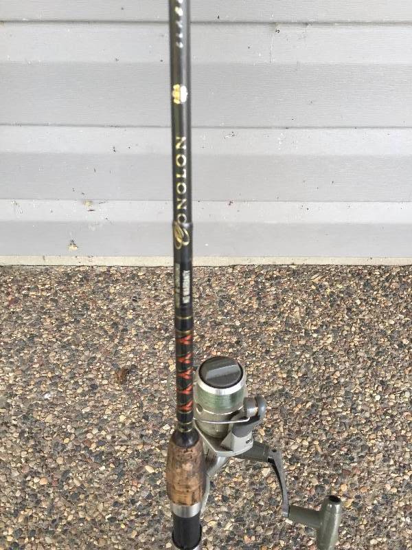 lot 10 image: BERKLEY ROD AND REEL