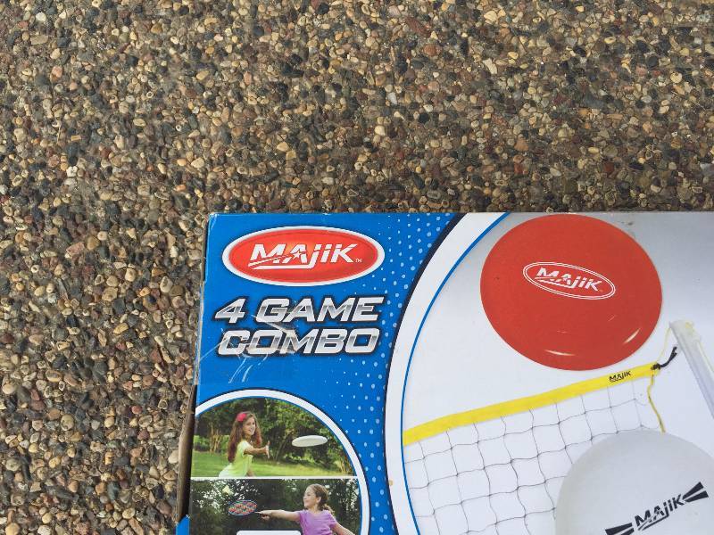 lot 24 image: NEW GAME COMBO KIT