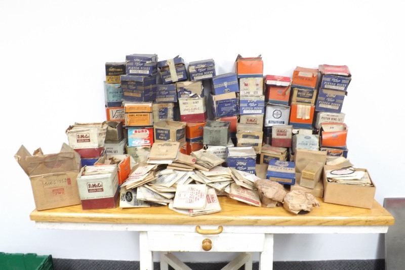 lot 28 image: Large lot of Vintage 1930s - 1960s NOS Piston Rings