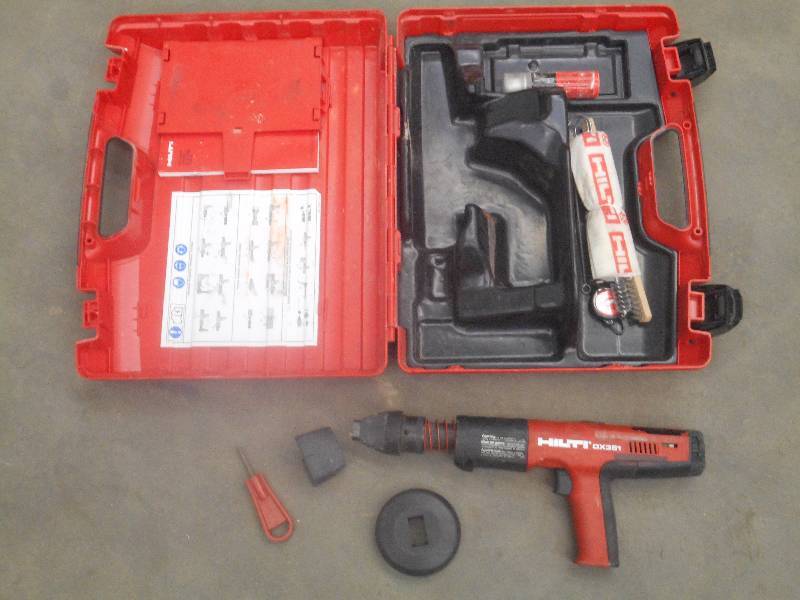 lot 48 image: Hilti DX-351 Power Fastener With Ca...