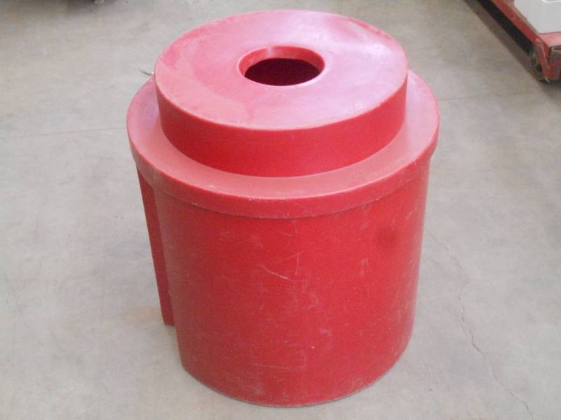 lot 85 image: 16-Gallon Keg Cooler With Lid ...
