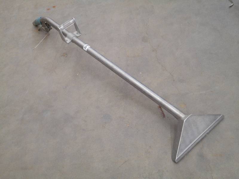lot 104 image: Commercial Floor Cleaning Wand ...