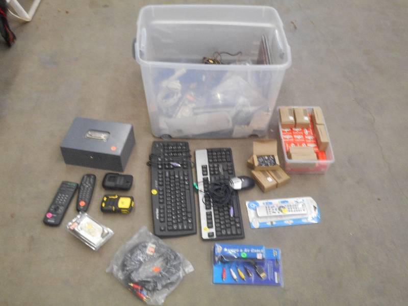 lot 120 image: Tote Of Assorted Electronics, Remo...
