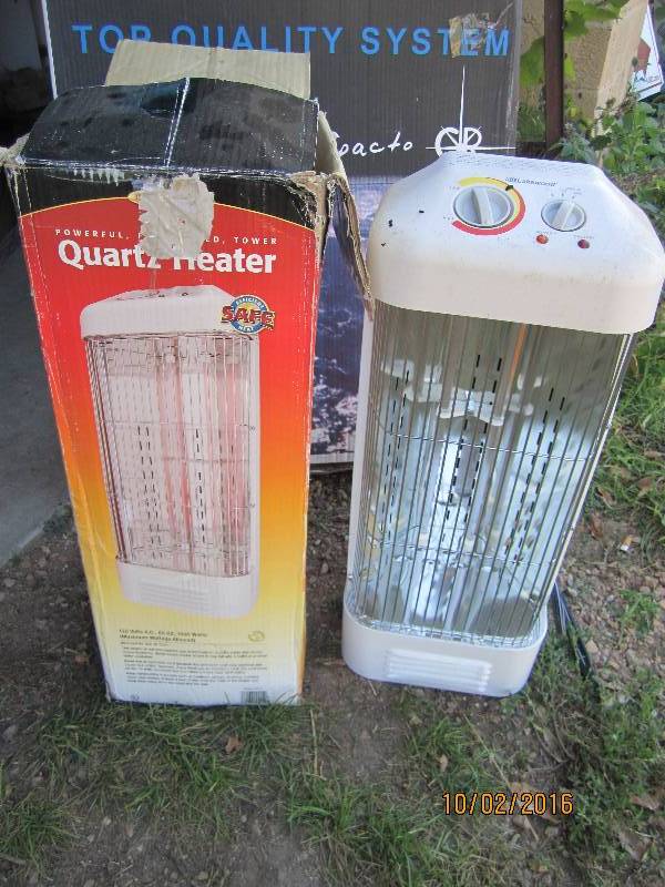 lot 16 image: Lakewood quartz heater...