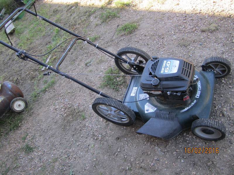 lot 23 image: Craftsman push mower, has been stor...