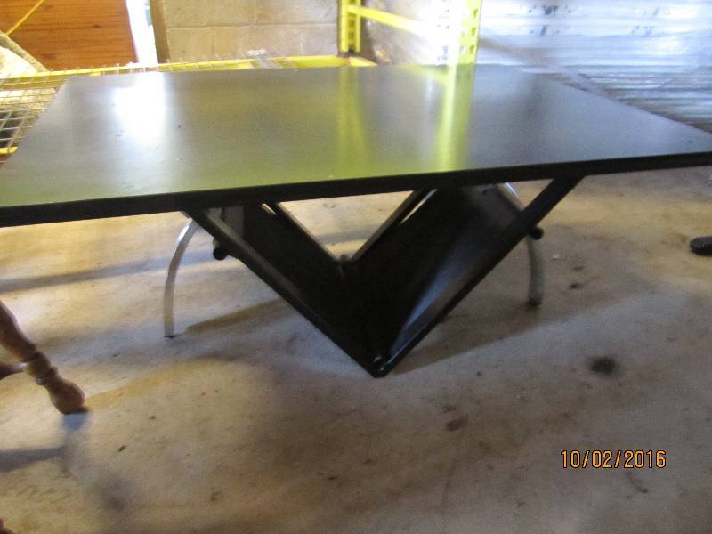 lot 61 image: 3 x 4 foot modern coffee table...