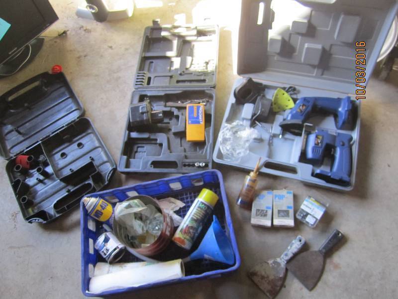 lot 91 image: Lot of tools and tool boxes...