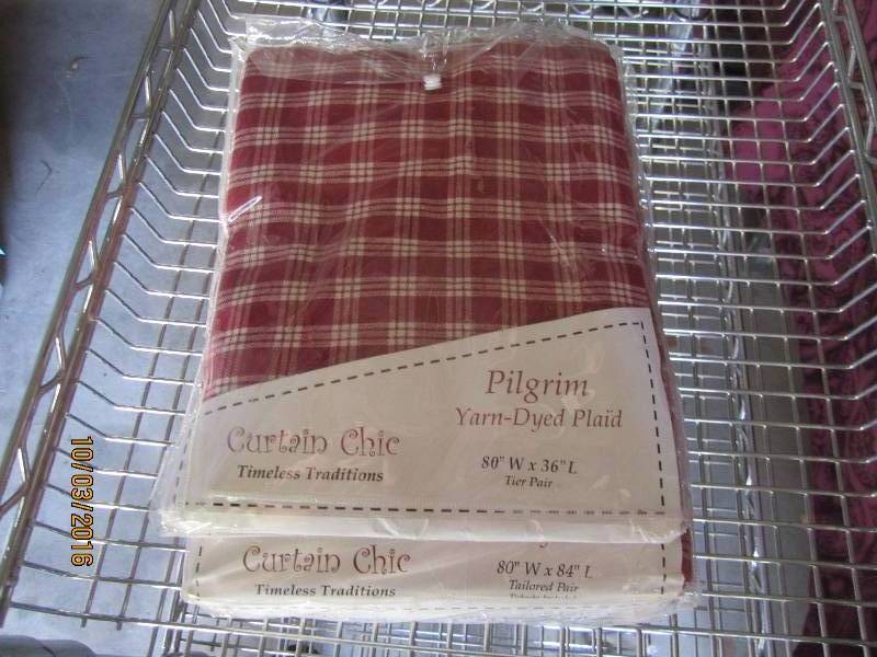 lot 105 image: 2 Curtains...