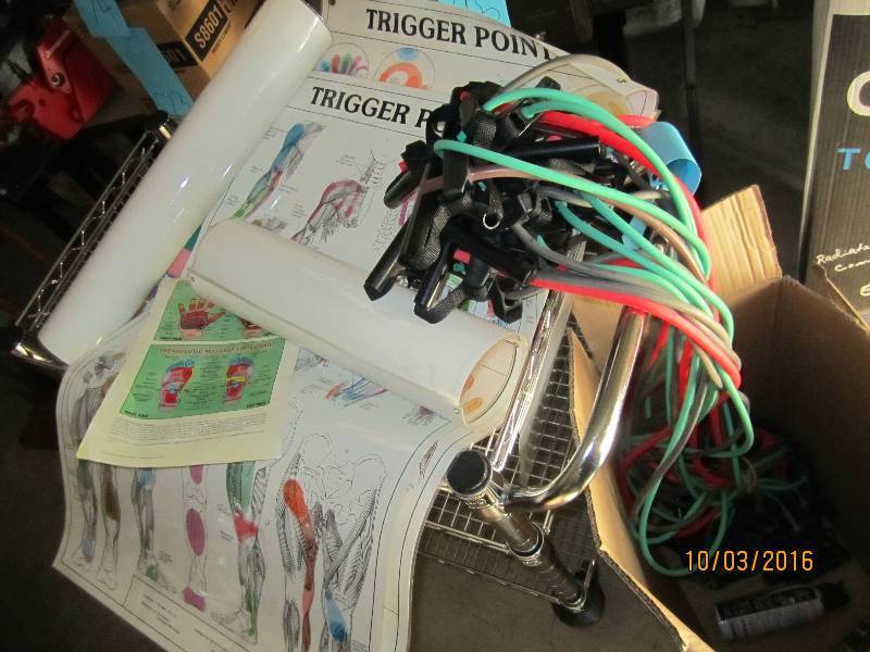lot 118 image: Lot of elastic stretchers and body ...