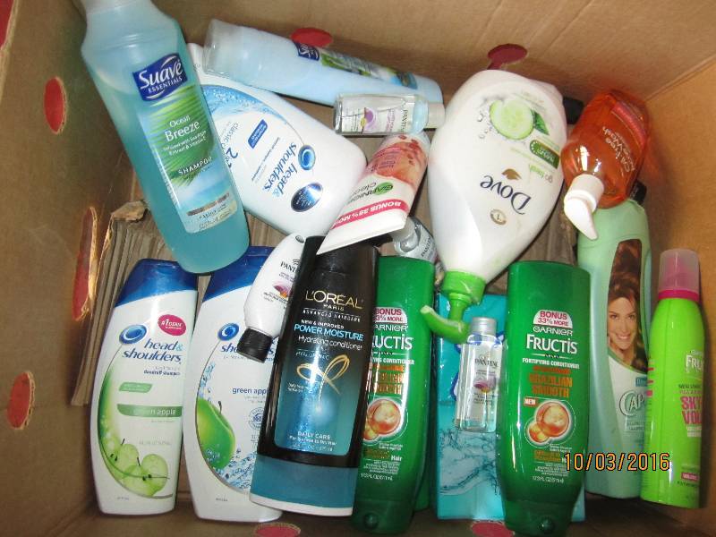 lot 131 image: Lot of hair care products...