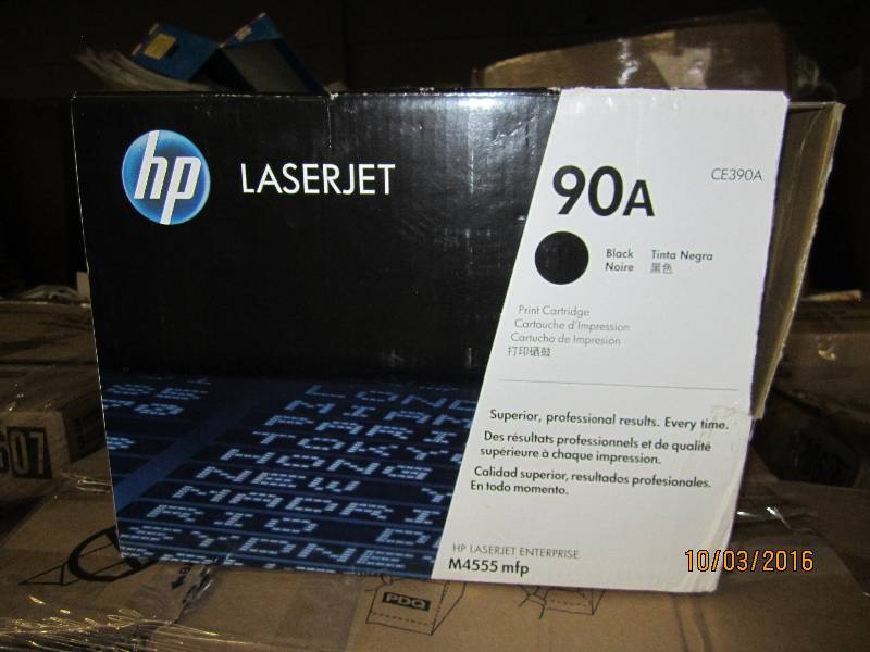 lot 151 image: HP 90A CE390A toner...