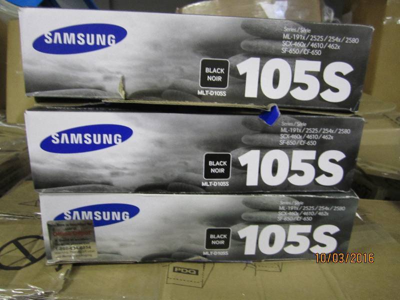 lot 156 image: 3 Samsung 105S open box toners...