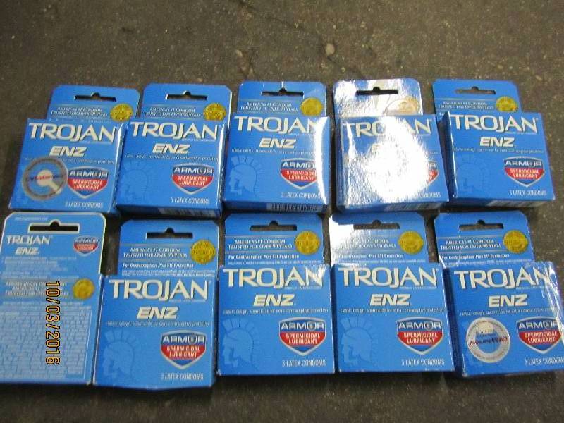 lot 221 image: Trojan ENZ 3 pack dated 2-2016...
