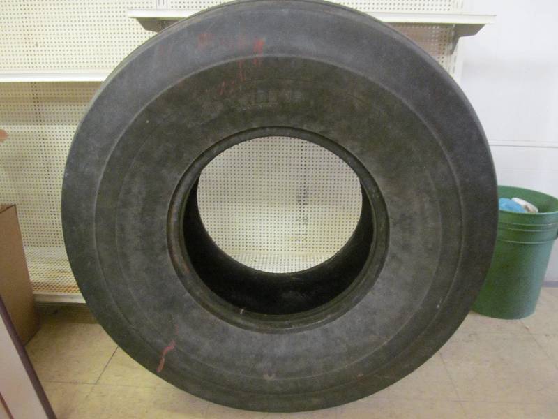 lot 23 image: Floatation Tire