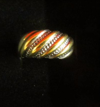 lot 46 image: Ring