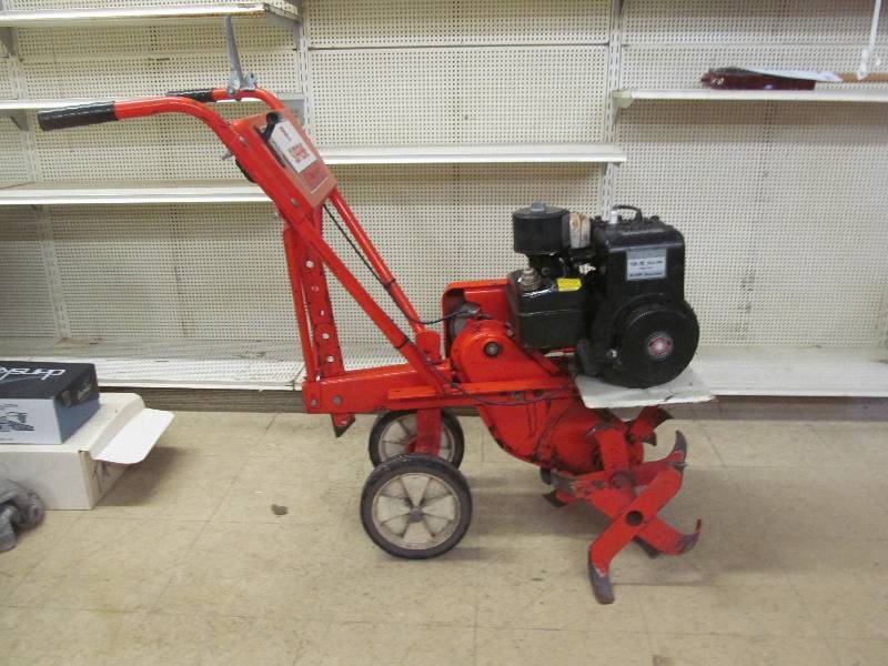 lot 142 image: Supreme Tiller