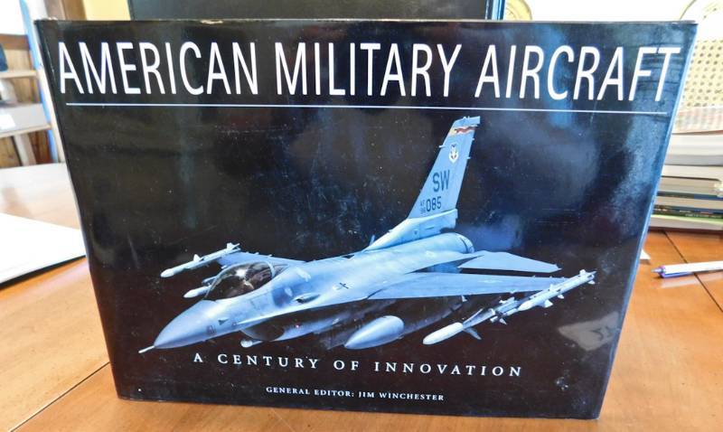 lot 27 image: military aircraft book