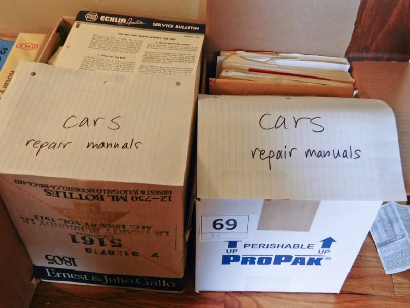 lot 69 image: vintage car repair manuals