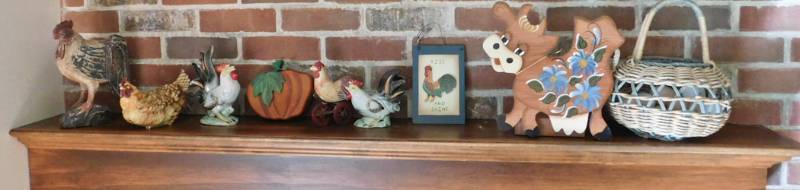 lot 90 image: farm country dcor items