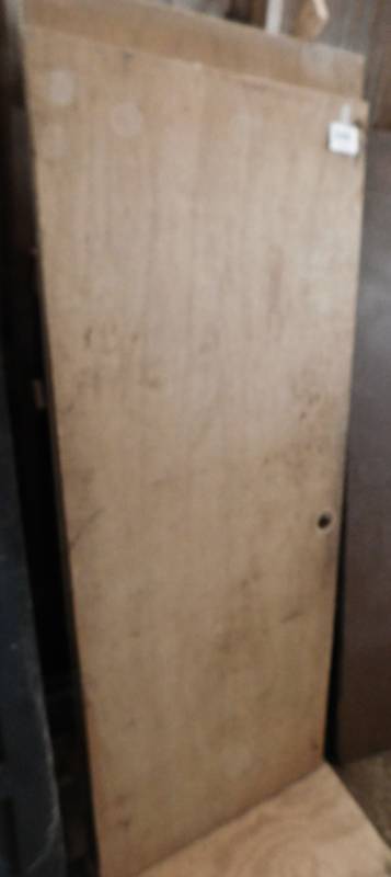 lot 144 image: 2 vintage hollow wooden door 76 x 30 and 80 x 30