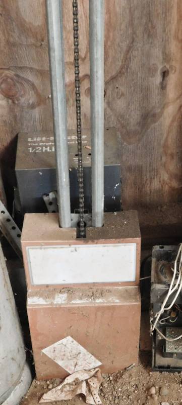 lot 149 image: 2 long garage door openers 132 long