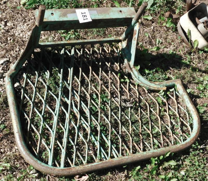 lot 181 image: tractor accessory