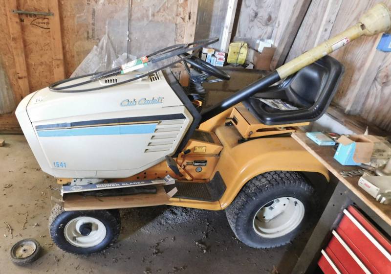 lot 190 image: cub cadet lawn mower and deck