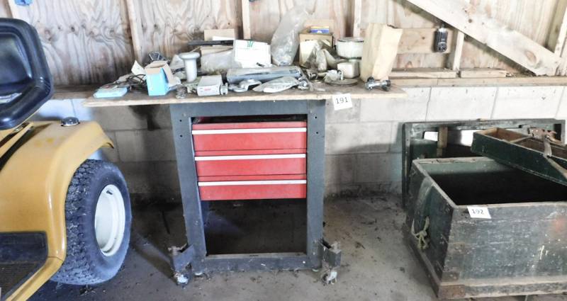 lot 191 image: tool chest on wheels no tool included
