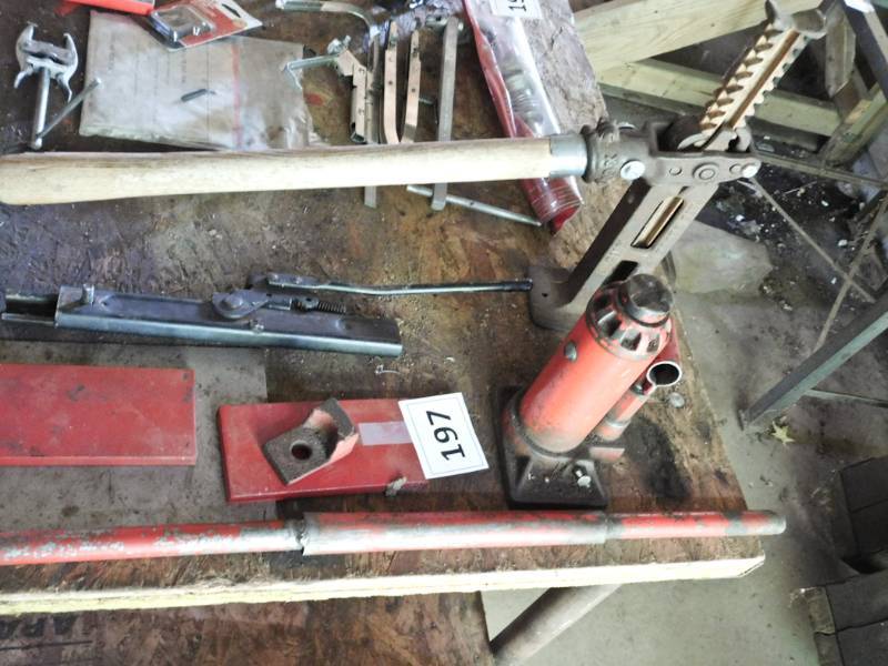 lot 197 image: group of useful jacks