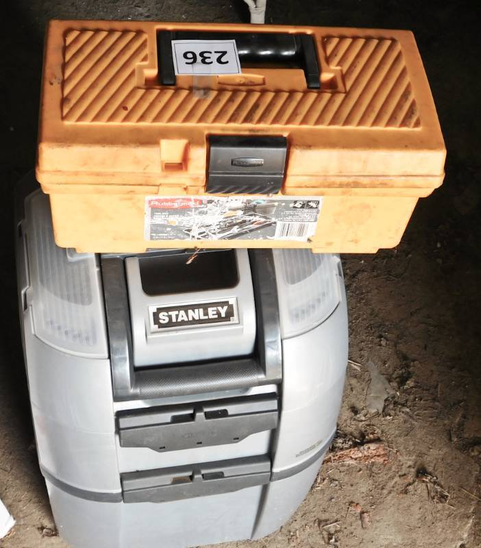 lot 236 image: tool box and rolling toolbox