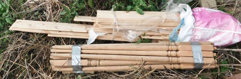 lot 250 image: wooden trim and spindles