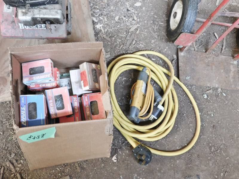 lot 268 image: box of hardware and power cble