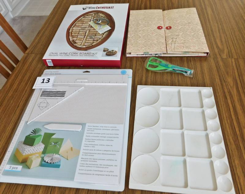 lot 13 image: craft items Martha Stewart