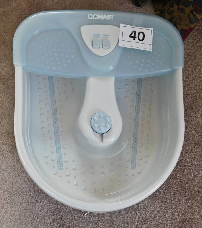 lot 40 image: like new conair footbath