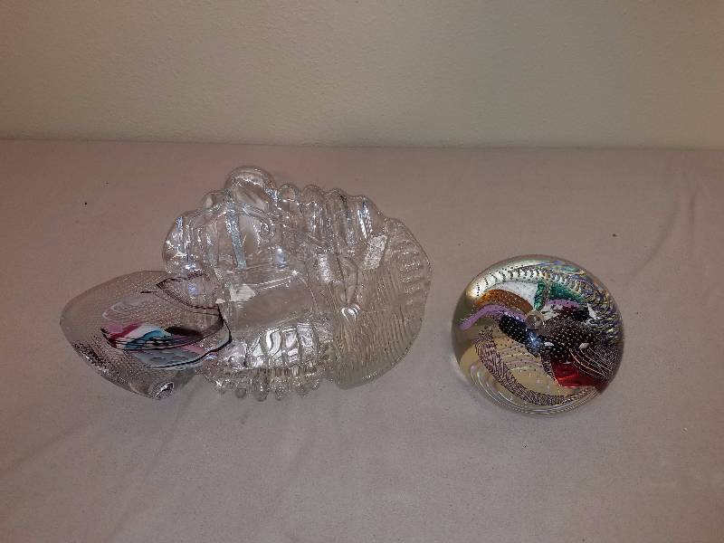 lot 36 image: Solid Glass Dcor
