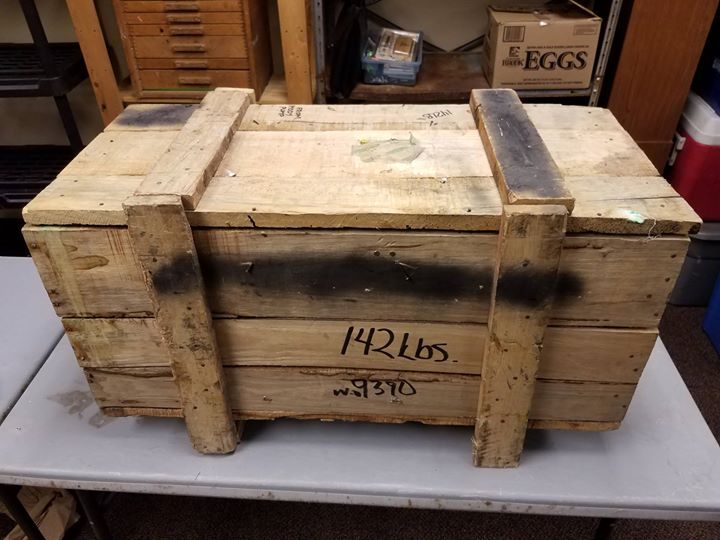 lot 4 image: Rustic Wood Box
