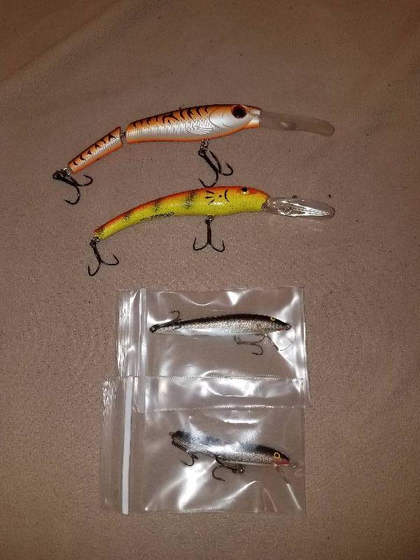 lot 77 image: Lot of tackle #8