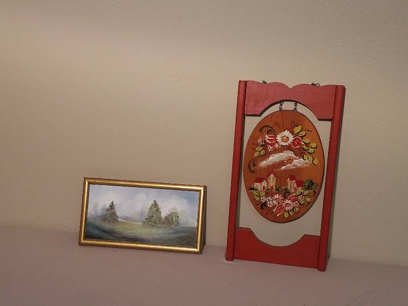 lot 107 image: Wall Dcor and Framed Art