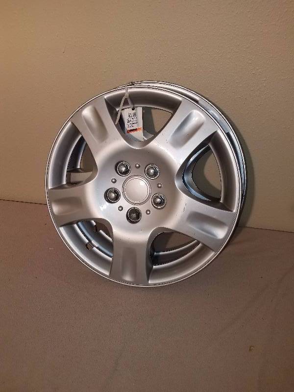 lot 123 image: 2 Plastic Hubcaps