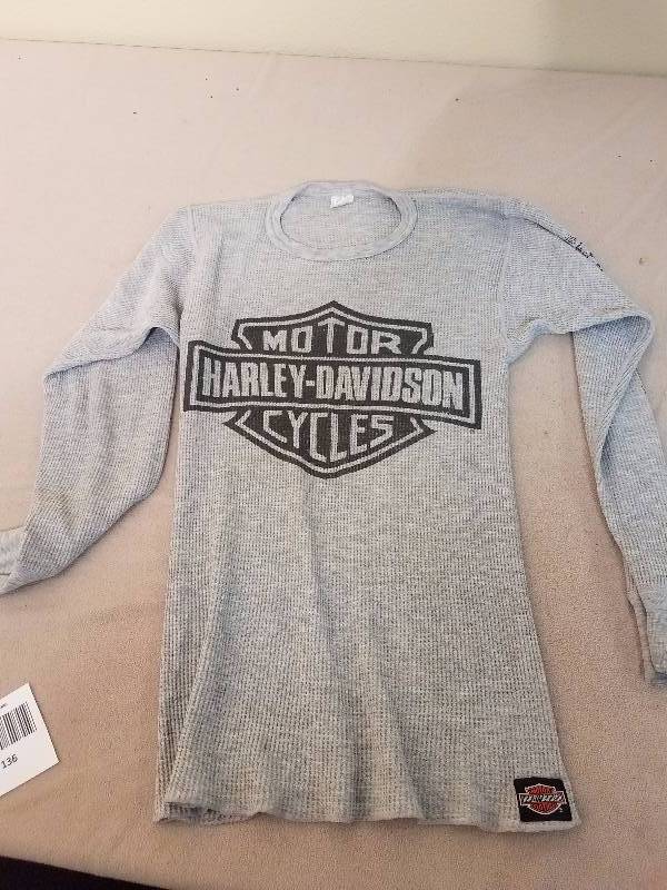 lot 136 image: Mens Harley Davidson Long John Shirt