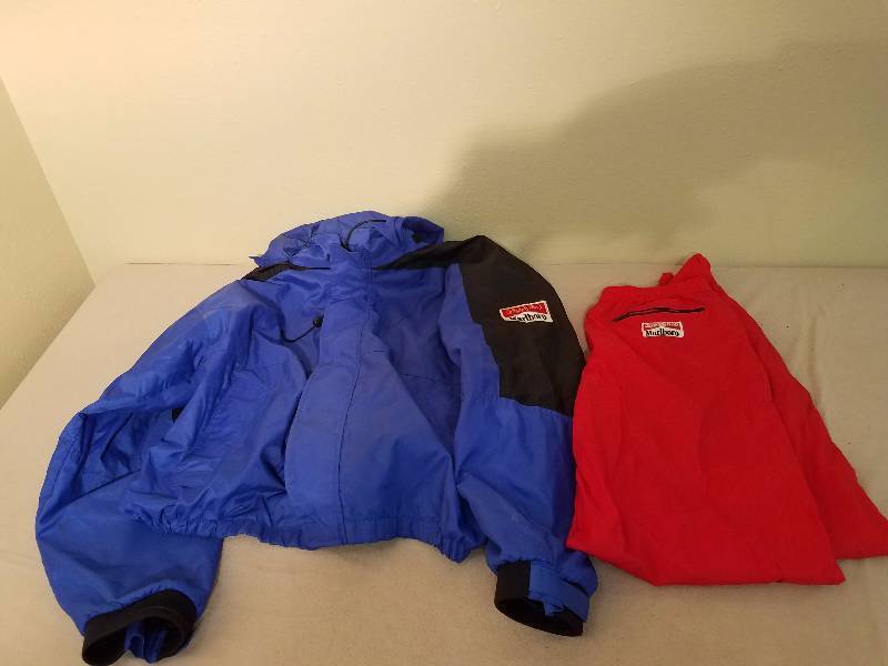 lot 137 image: Mens Marlboro Rain Jacket and Pants