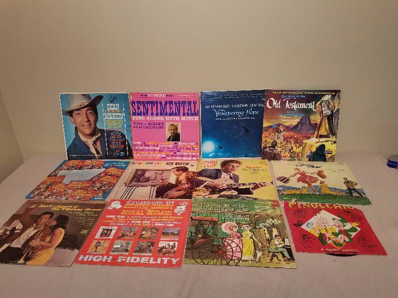 lot 179 image: Lot of 12 Vinyl Records