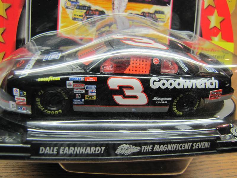 # 3 Die Cast Car