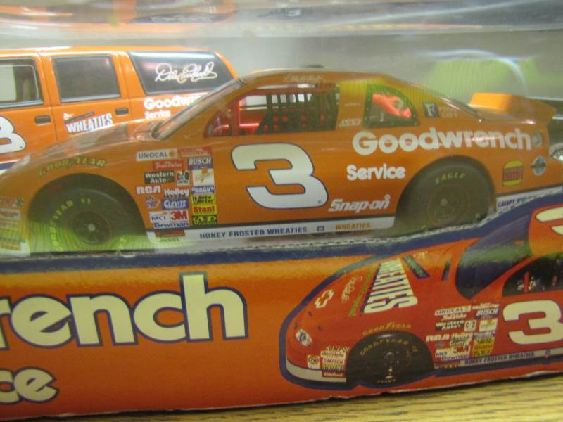 TrackSide Collection