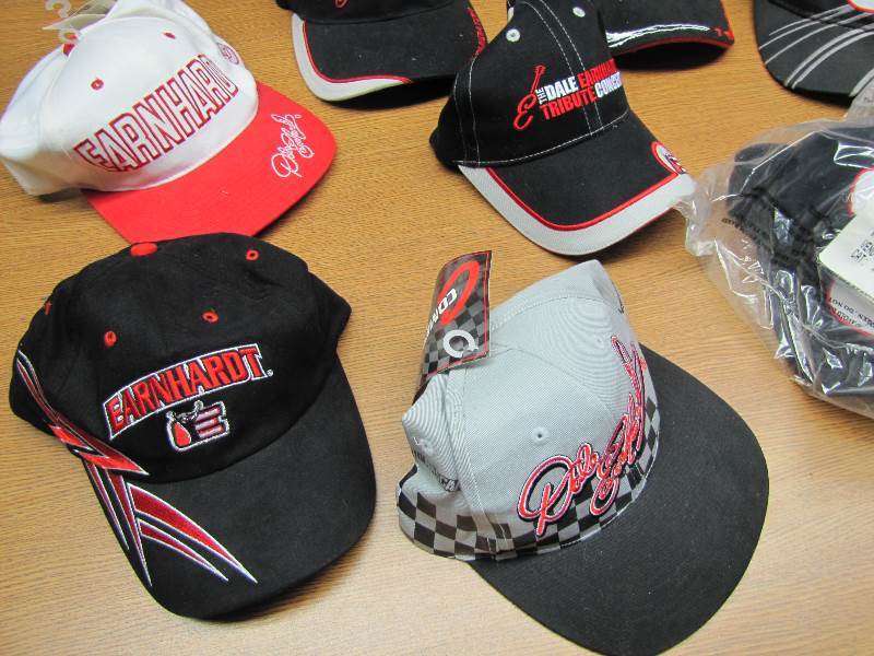 8 Dale Earnhardt Hats & pair of gloves