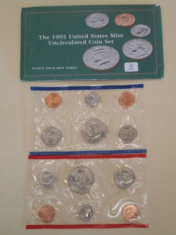 1993 U.S. Mint Set With D&P Mint Ma...