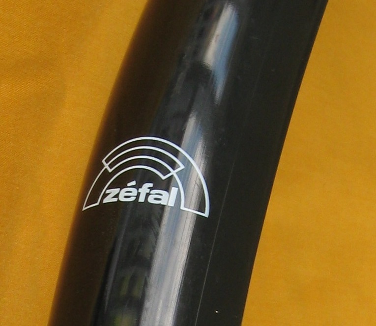 lot 011 image: Zefel Bike Bicycle Fenders