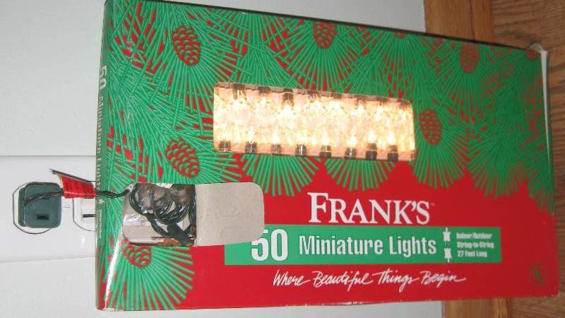 lot 077 image: 11 Boxes (Nearly All NOS) Indooroutdoor String Lights